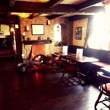 The Shady Oak B&B Whaley Bridge Екстериор снимка