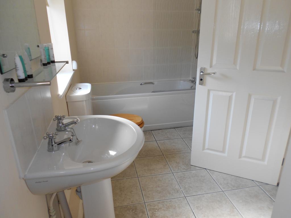 The Shady Oak B&B Whaley Bridge Стая снимка